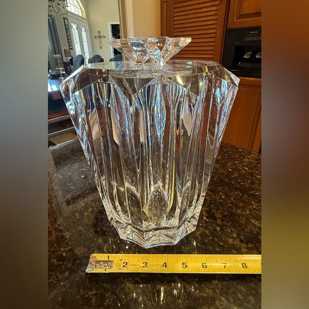 Vintage Judith Kruger Grainware Lucite Ice Bucket with Starburst Lid